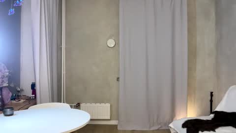 oksana  online show from December 15, 4:55 pm