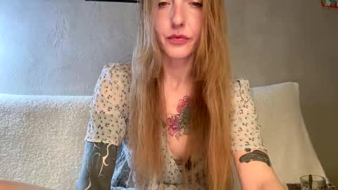 Snapshot of inaccessibles chatting on April 10, 5:39 pm oksana online show from April 10, 5:39 pm