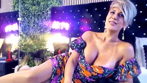 inanna_ishtar1 online show from October 1, 9:37 am