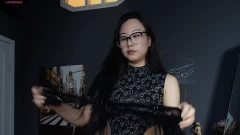 Snapshot of inari__okami chatting on April 14, 4:35 pm INARI online show from April 14, 4:35 pm