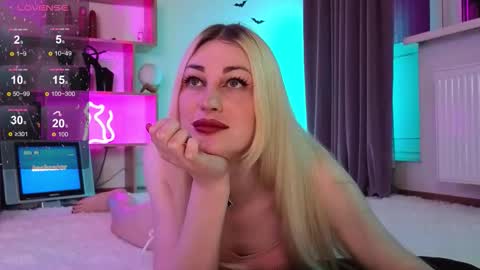  Dina  Help me reach 100 likes  online show from October 29, 9:38 pm