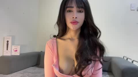 Lucy online show from June 7, 3:54 am