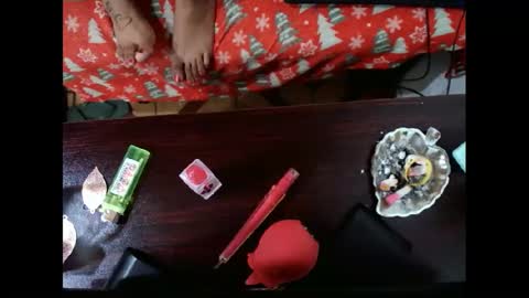Snapshot of indian_candyxx chatting on December 2, 11:23 am Candy cat online show from December 2, 11:23 am