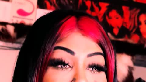 Snapshot of indian_dreamgirl chatting on November 10, 7:02 pm Bella Ambrosia online show from November 10, 7:02 pm