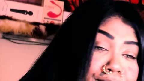 Snapshot of indian_dreamgirl chatting on November 20, 2:12 am Bella Ambrosia online show from November 20, 2:12 am