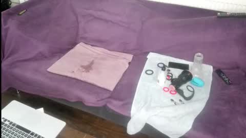 indian_exhibitionist online show from March 22, 12:03 am