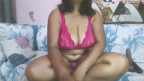 Snapshot of indian_goddess9 chatting on February 24, 6:55 am Parul online show from February 24, 6:55 am