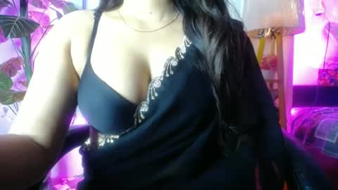 Snapshot of indian_manisha chatting on July 18, 6:34 pm manisha online show from July 18, 6:34 pm