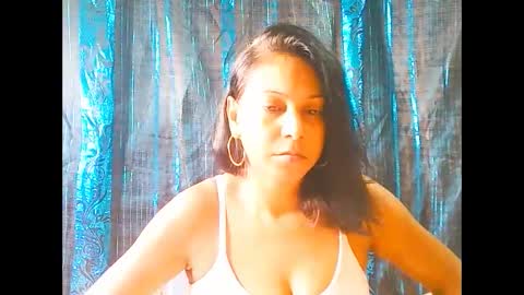 Snapshot of indian_spice_girl chatting on March 12, 7:03 am indian_spice_girl online show from March 12, 7:03 am