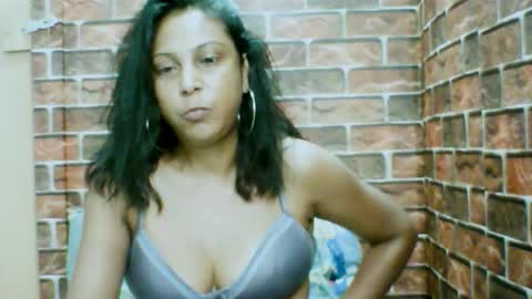Snapshot of indian_spice_girl chatting on March 30, 11:22 am indian_spice_girl online show from March 30, 11:22 am