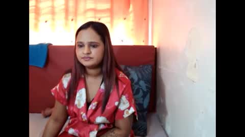 Snapshot of indian_sunshine chatting on November 24, 6:13 am indian_sunshine online show from November 24, 6:13 am