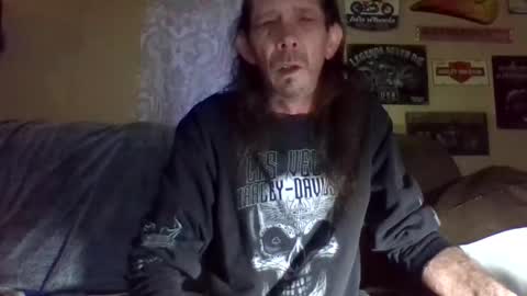 Snapshot of indianabob1 chatting on March 28, 11:32 am indianabob1 online show from March 28, 11:32 am