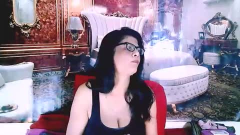 Snapshot of indianallure chatting on September 24, 5:55 am Femiez online show from September 24, 5:55 am