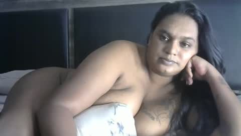 Snapshot of indiancherry02 chatting on April 13, 6:13 pm kiran online show from April 13, 6:13 pm