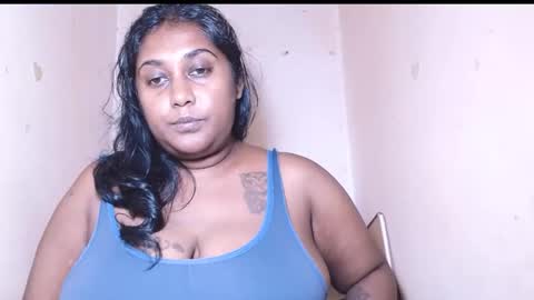 Snapshot of indiancoco chatting on April 18, 7:07 pm candice online show from April 18, 7:07 pm