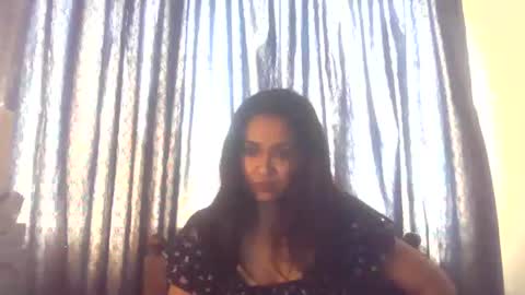 indiancutiexo online show from November 10, 8:24 am