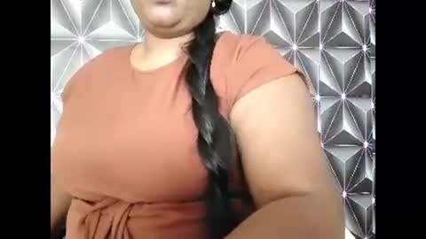 indiandelia online show from November 30, 11:14 am