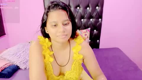 PARADISEQUEEN online show from January 4, 11:11 am