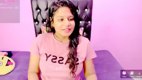 PARADISEQUEEN online show from February 22, 4:30 pm