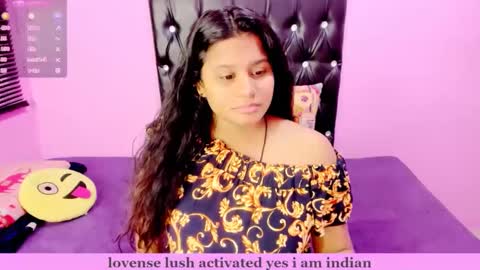 PARADISEQUEEN online show from March 12, 3:40 pm