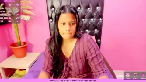 Snapshot of indianflame chatting on April 27, 6:28 pm PARADISEQUEEN online show from April 27, 6:28 pm