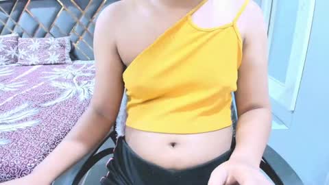 Snapshot of indiankittey chatting on May 15, 10:33 am indiankittey online show from May 15, 10:33 am