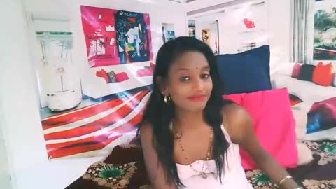 Leah online show from September 13, 7:35 pm