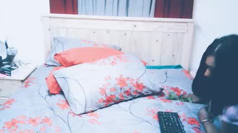 Amy online show from October 6, 5:16 am