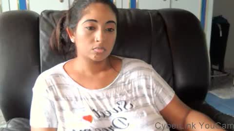 Snapshot of indianplaygal69 chatting on December 12, 11:18 am Indianpalgal69 online show from December 12, 11:18 am