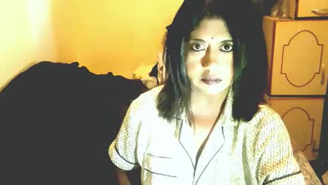 indianpleasures21 online show from March 25, 7:14 am