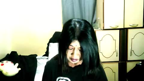 indianpleasures21 online show from May 8, 5:24 am