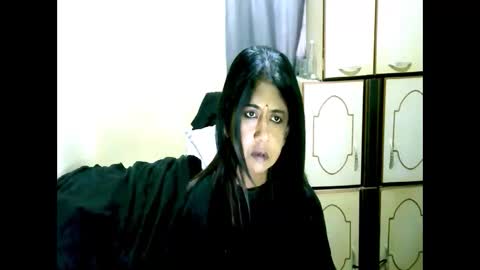 indianpleasures21 online show from June 4, 10:21 am
