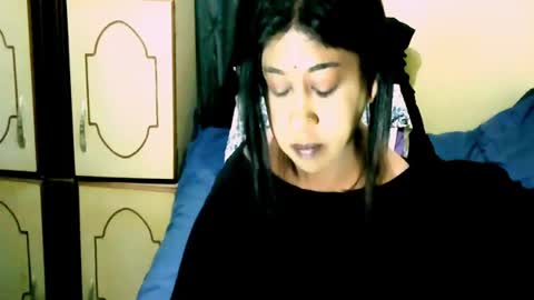 indianpleasures21 online show from July 6, 4:53 am