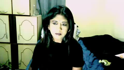 indianpleasures21 online show from July 24, 6:11 am
