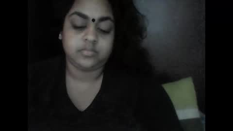 Snapshot of indianpooja1027 chatting on September 17, 7:21 am indianpooja1027 online show from September 17, 7:21 am