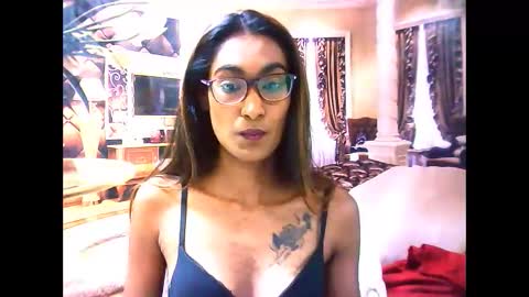 Snapshot of indianrebel4u2luv chatting on October 14, 5:30 am indianrebel4u2luv online show from October 14, 5:30 am