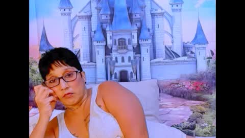 roxy online show from January 24, 8:11 pm