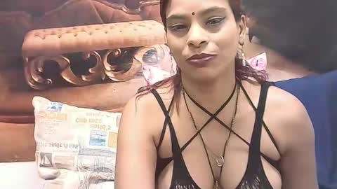 indiansexyass4u2luv online show from January 7, 6:35 pm