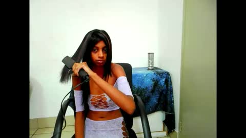 indiansexybtx online show from May 28, 6:21 am