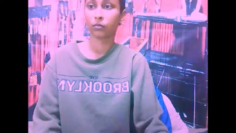 indiansexybutt4u2luv online show from January 10, 6:48 am