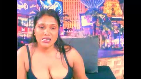 Snapshot of indiansexylady4u chatting on September 8, 6:29 pm indiansexylady4u online show from September 8, 6:29 pm