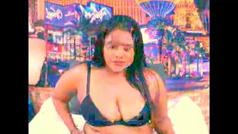 Snapshot of indiansexylady4u chatting on September 15, 3:45 pm indiansexylady4u online show from September 15, 3:45 pm