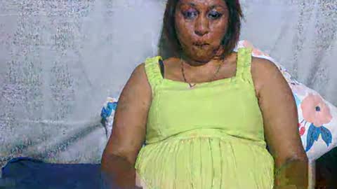 Snapshot of indiansexymilf chatting on June 1, 8:49 am candice online show from June 1, 8:49 am