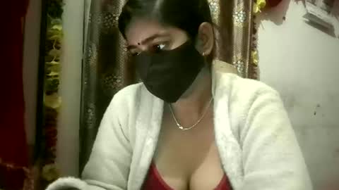 indiansexyqueen online show from January 9, 10:00 pm