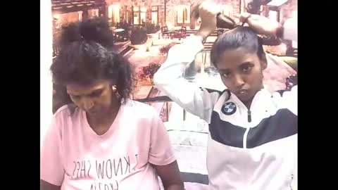 indiansexyslender4u2luv online show from January 13, 6:06 am