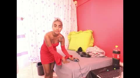 Snapshot of indiansumaya chatting on December 16, 6:18 am indiansumaya online show from December 16, 6:18 am