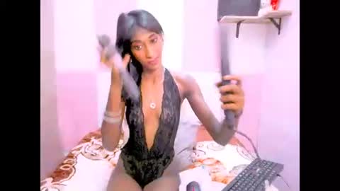 Snapshot of indiansunglaze694u chatting on March 5, 5:31 pm indiansunglaze694u online show from March 5, 5:31 pm