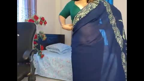 tina online show from November 18, 5:12 am