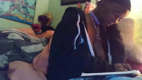 Snapshot of indigo_scorpio chatting on February 13, 8:21 am indigo_scorpio online show from February 13, 8:21 am