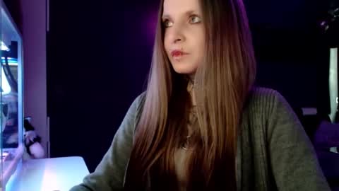 InesDesire online show from February 11, 10:48 am